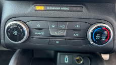 Ford Focus 1.0 EcoBoost 100 Zetec 5dr Petrol Hatchback